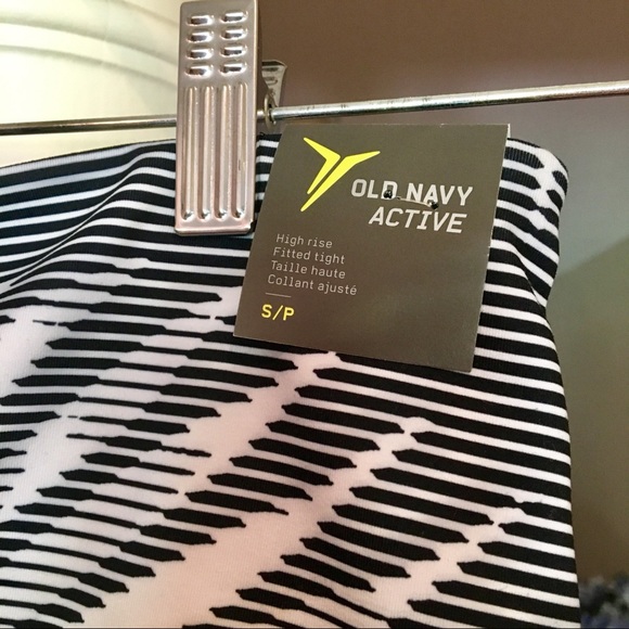 Old Navy workout leggings | black and white stripe - Picture 4 of 5